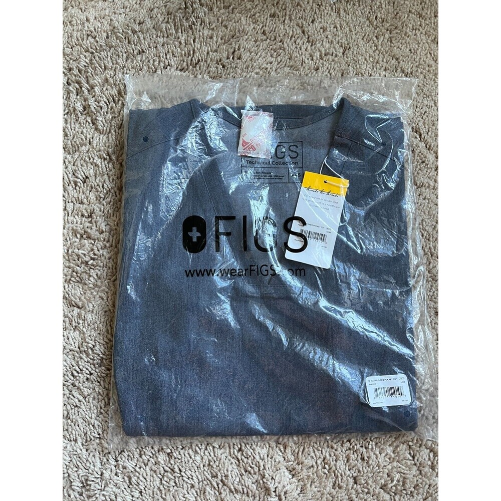 FIGS Women’s Casma Three-Pocket Scrub Top in Heather Denim Size XXS NEW!